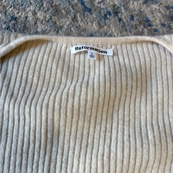 Reformation Glenna Cashmere Sweater Gossamer Size L NWT - Picture 6 of 7